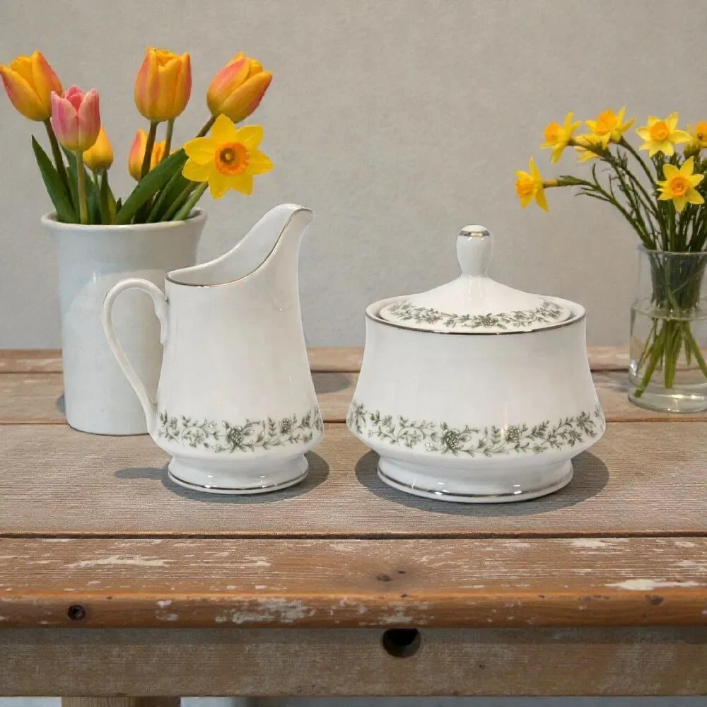 Vintage Mikasa Montclair G9059 Sugar Bowl w Lid & Creamer Set Japan Platinum‎